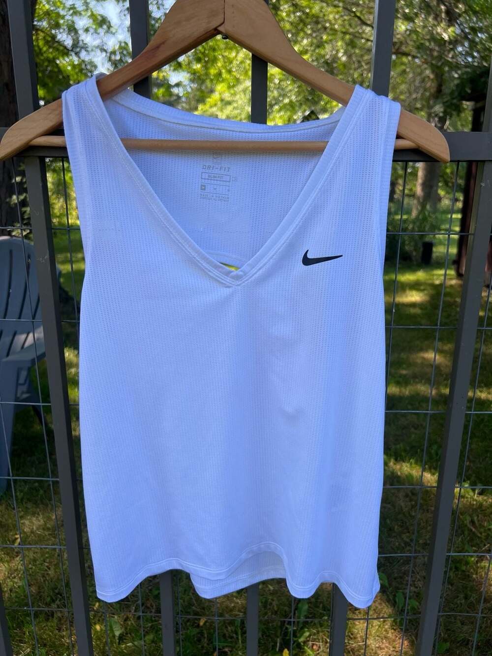 Nike Women's Court Victory Dri-FIT Tennis Tank Top White Size Medium